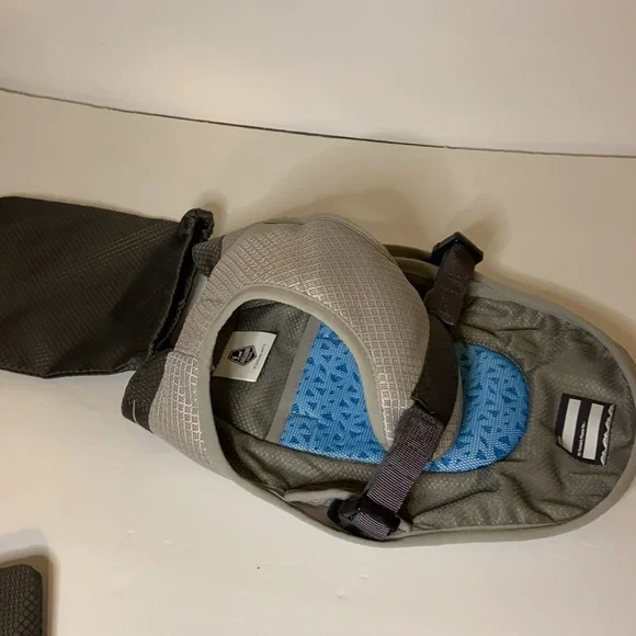 Arcadia Trail cooling vest for dogs. Hiking size Small NWT - Picture 12 of 12